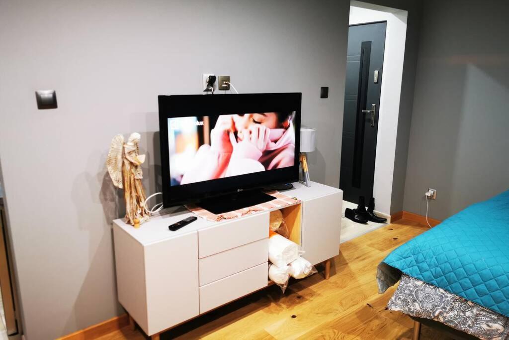 Apartament Dwuosobowy Квидзин Екстериор снимка